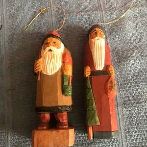 Handcrafted Wooden Santa Figurines - Multicolor